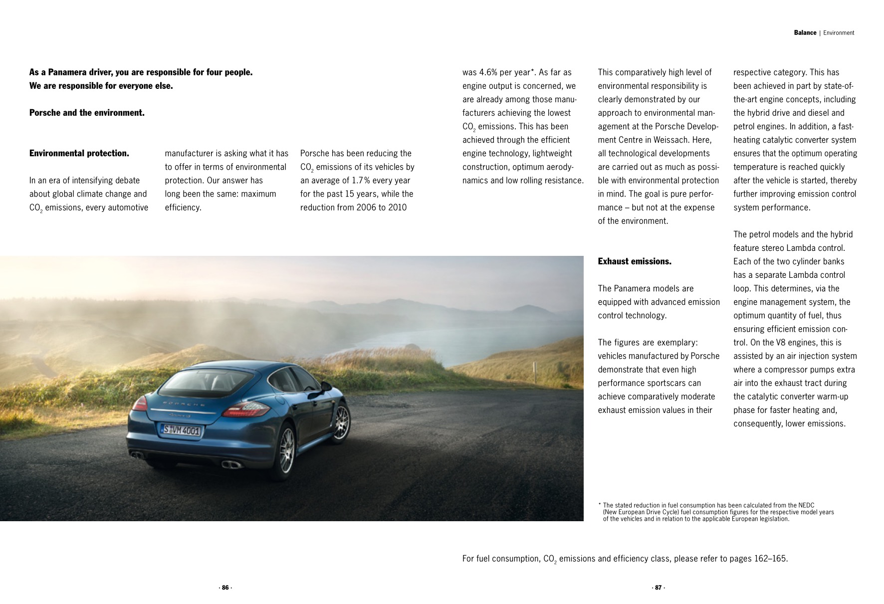 2013 Porsche Panamera Brochure Page 33